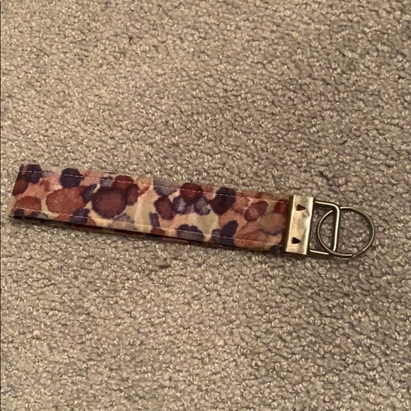 Keychain - Picture 1 of 2